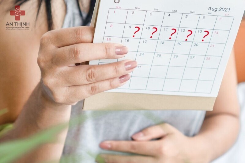 Kinh nguyệt kéo dài hoặc đau bất thường có thể là dấu hiệu bệnh phụ khoa