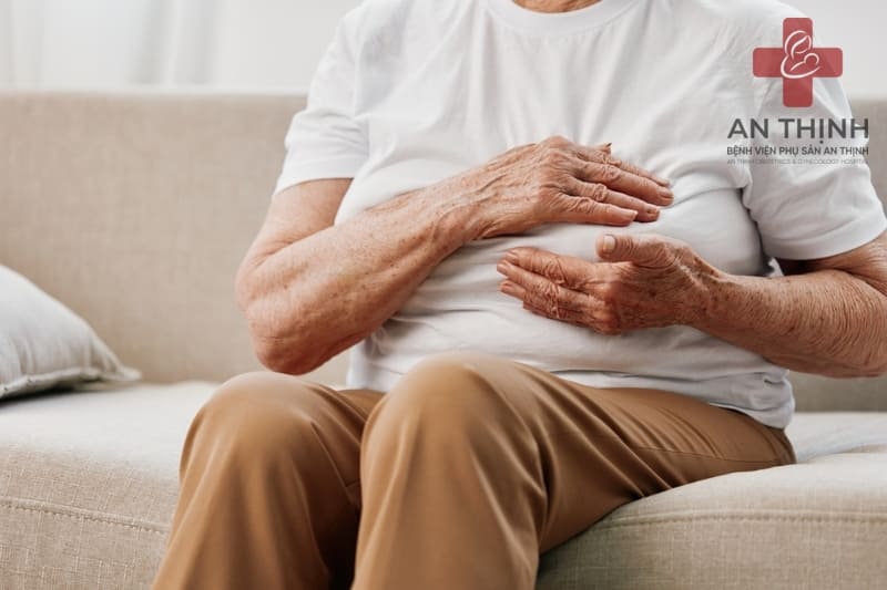 Phụ nữ trên 40 tuổi nên tầm soát ung thư vú định kỳ mỗi năm một lần