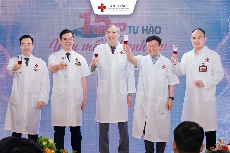 Đội ngũ chuyên gia giàu kinh nghiệm trong lĩnh vực Hỗ trợ sinh sản - Sản phụ khoa - Di truyền học