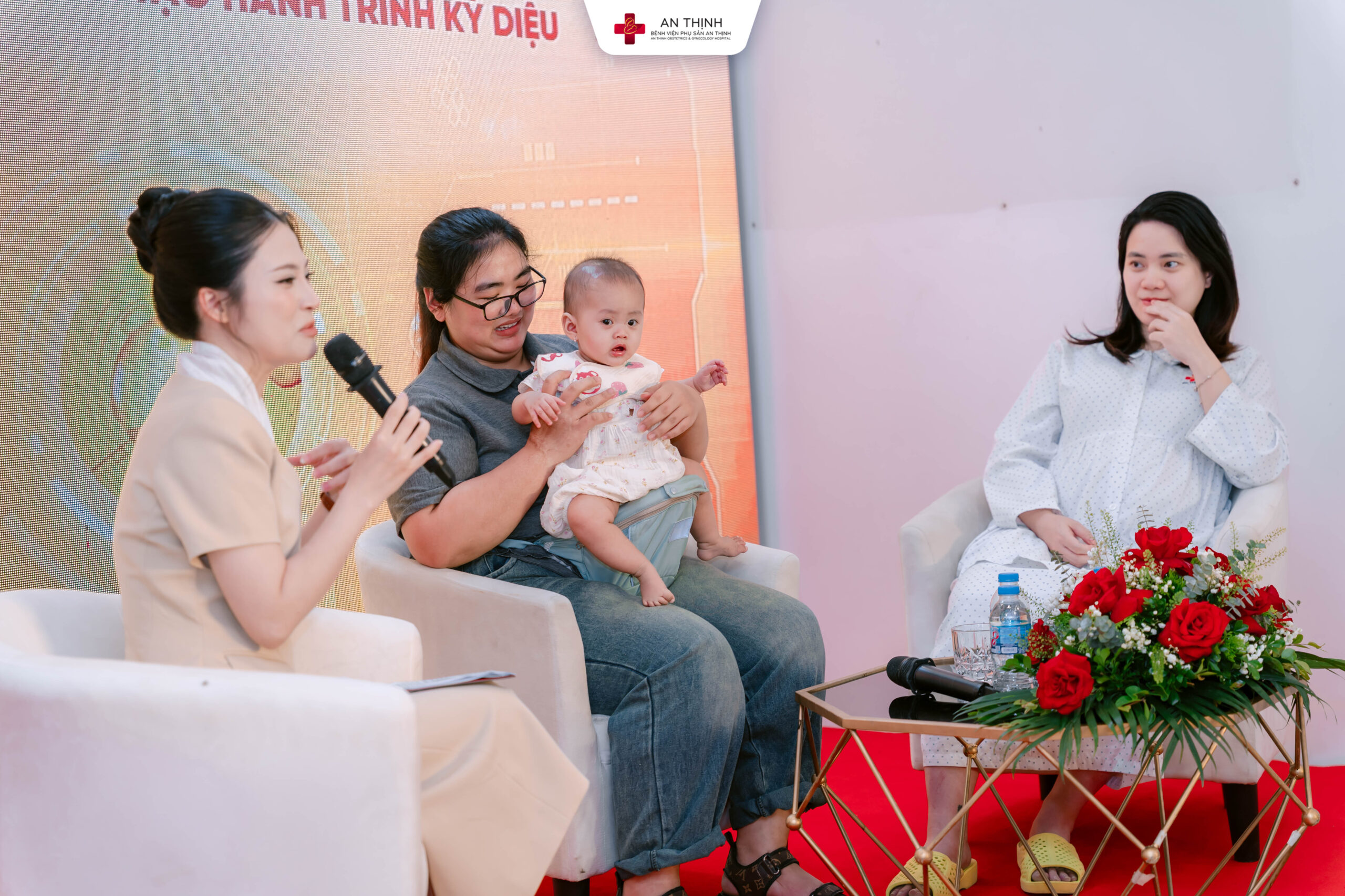 Hành Trình Tìm Con Đầy Cảm Xúc Tại Sự Kiện Phác Đồ Cá Thể Hóa IVF 5.0 Plus – Chuẩn Mực Mới Trong Điều Trị Hiếm Muộn